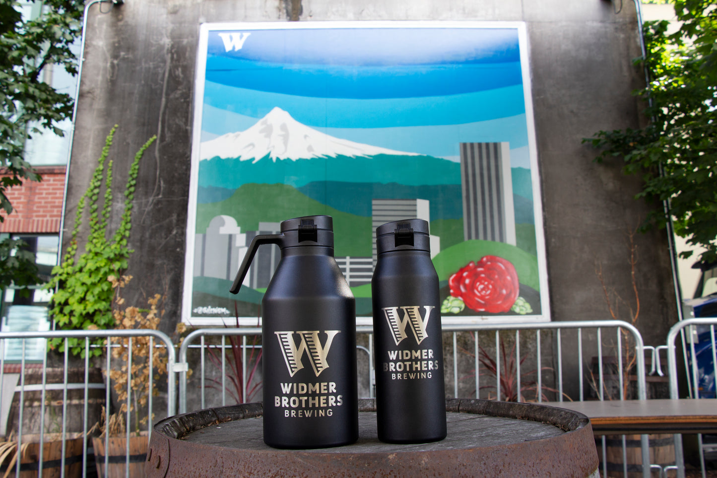 Widmer x MiiR Howler (32oz)